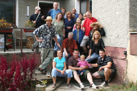 Hawaisk� v�kend, letos neobvykle v nov�m dom�